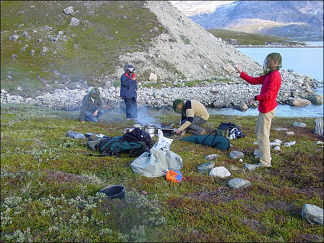 20030725_06_Qarajat_Iluat_camp.jpg